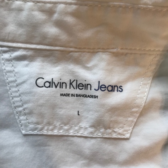 Calvin Klein two pocket long sleeve White Shirt. - Picture 8 of 14